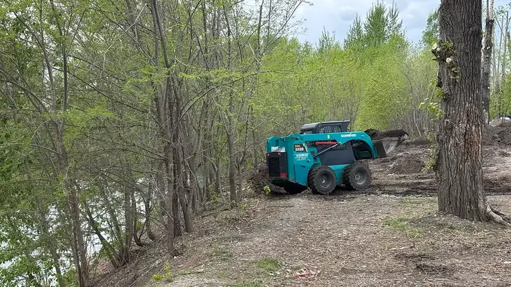 В Красноярске благоустраивают набережную у трех озер в Пашенном