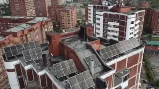 В Красноярске впервые установили лифт на солнечных батареях