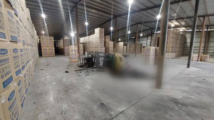 На складе «Бирюса» в Красноярске погиб рабочий: на него упал погрузчик