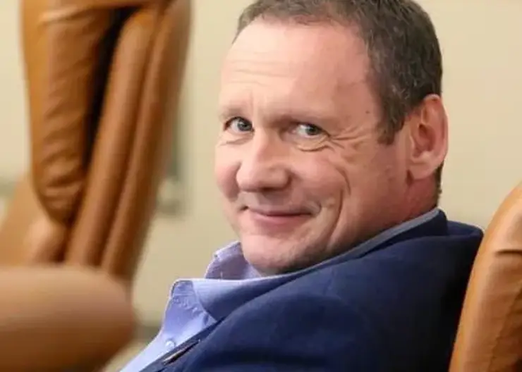 Депутат горсовета Красноярска Вячеслав Дюков призвал губернатора Красноярского края отправить в отставку мэра Логинова за «низкое качество» муниципального управления