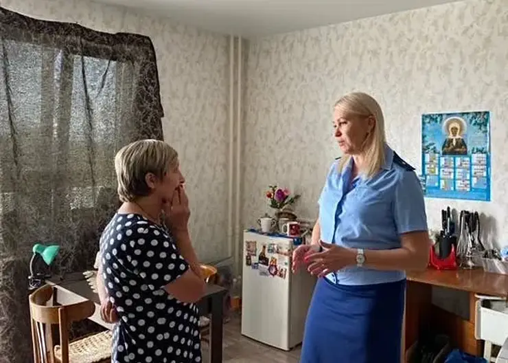 Прокуратура Красноярска помогла инвалиду получить новые квартиры взамен аварийных