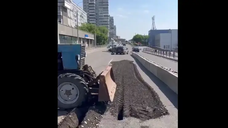 В Красноярске сквозной проезд на ул. Дубровинского действует только для местных жителей