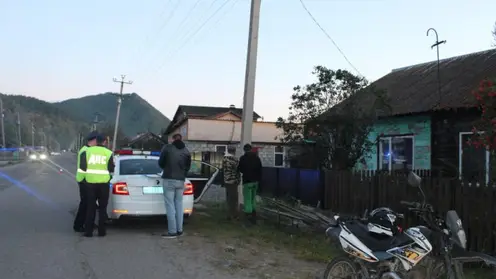 В Шушенском районе 17-летний мотоциклист сбил ребёнка