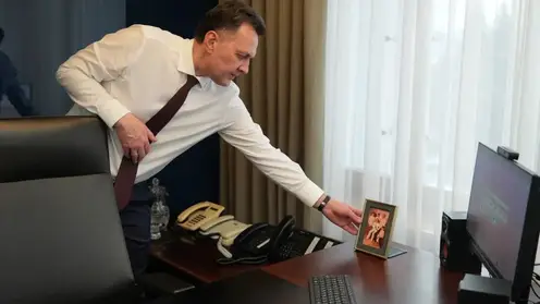 Новый мэр Красноярска Сергей Верещагин обустраивается в кабинете и делится личным