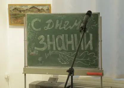 «Сочинение по картине...»: как Красноярский художественный музей открыл выставку «Наш двадцатый»