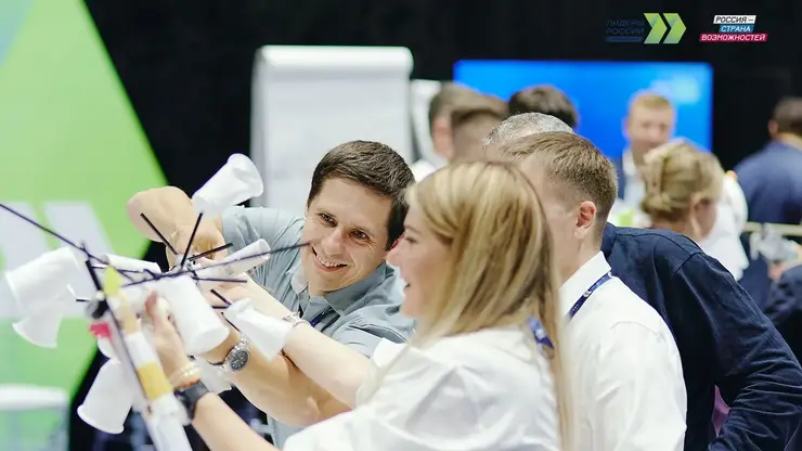 79 управленцев из Красноярского края участвуют в полуфиналах конкурса «Лидеры России. Команда»