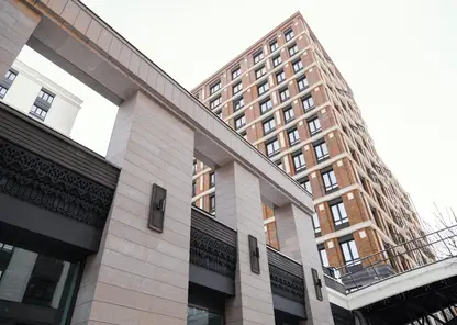 Тёзке Ларисы Долиной не отдавали жилье в Омске после покупки: пришлось судиться