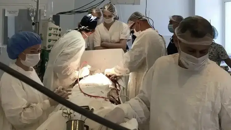 Операцию на открытом сердце впервые провели в Алтайском крае — спасены две жизни