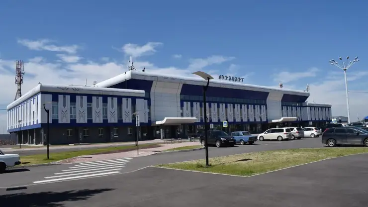Директор аэровокзала Абакана предстанет перед судом по обвинению в получении взяток