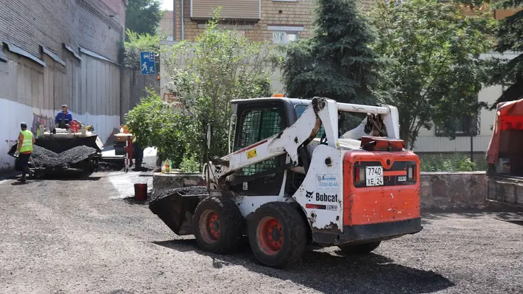В Красноярске откладывается масштабный ремонт дорог из-за холодной погоды