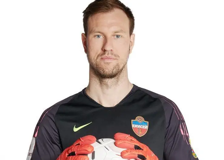 Голкипер «Енисея» 8 июня пройдет медосмотр в футбольном клубе «Ахмат»