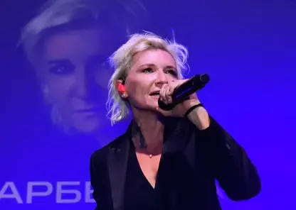 Билеты на концерт Дианы Арбениной в Новосибирске раскупают, несмотря на попытки его отменить