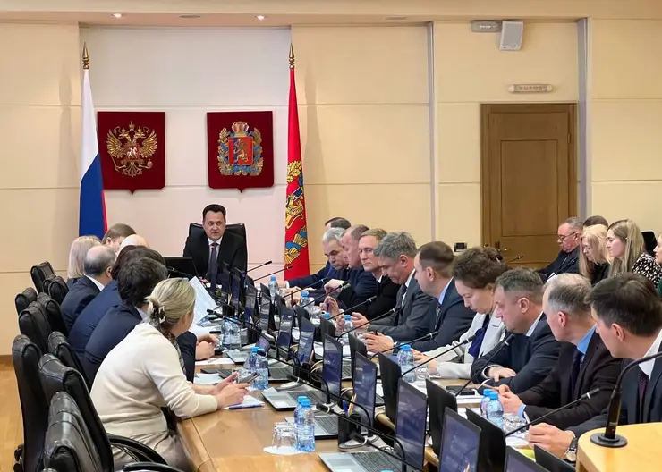 На заседании правительства Красноярского края приняли ряд важных решений в области социальной поддержки, здравоохранения и зарплат