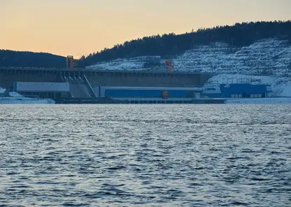 Плановую подготовку к паводку продолжает персонал Богучанской ГЭС