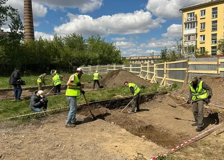 На месте строительства Суриков-центра в Красноярске работают археологи