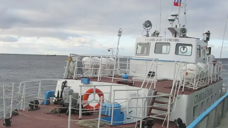 В Красноярском крае снова выставили на продажу пассажирский теплоход за 43,8 млн