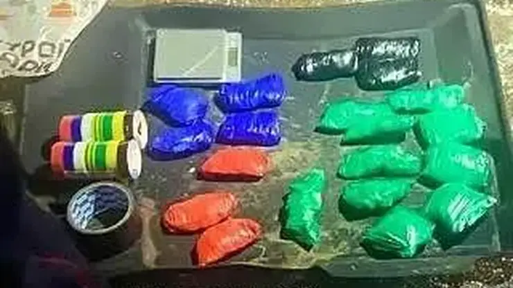 Сотрудники ДПС в Красноярске обнаружиди у водителя Lexus почти 800 граммов синтетических наркотиков