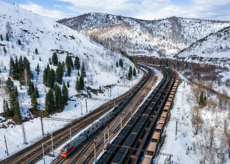 Погрузка на Красноярской железной дороге выросла на 4,3% в марте