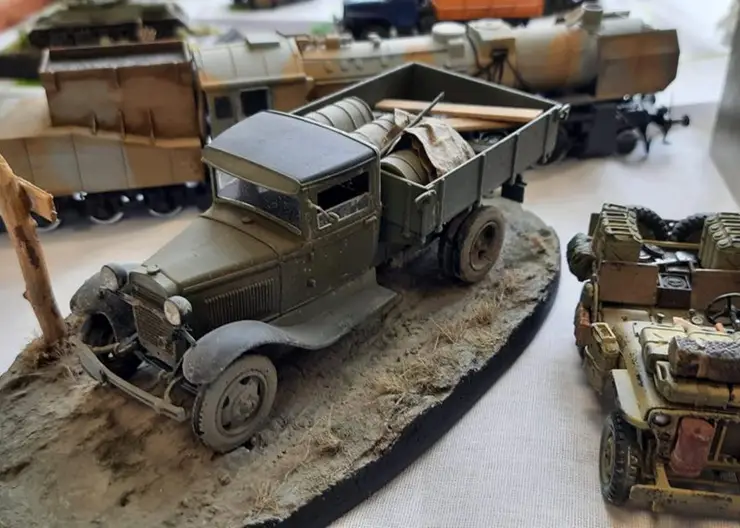 В Красноярске в молодёжном центре покажут уменьшенные копии техники разных эпох