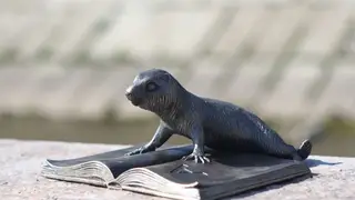 Новый бронзовый суслик появился в Красноярске Новый бронзовый суслик появился в Красноярске