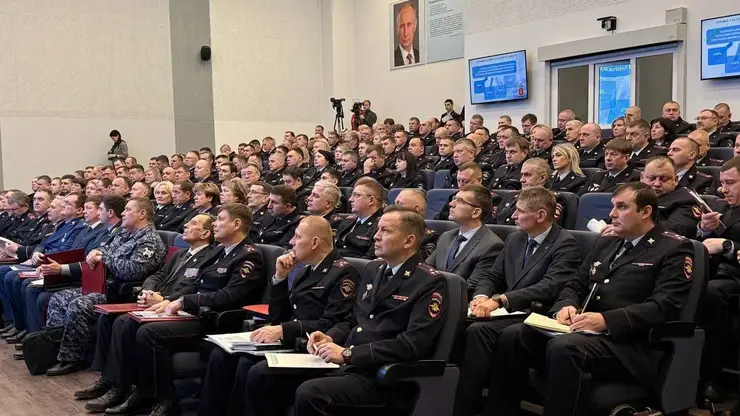 «Безопасный город» и профилактика: в Красноярском крае сократилось число уличных и бытовых преступлений