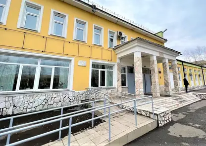 В Красноярске в 88-летнем здании лицея №11 стартовал капитальный ремонт
