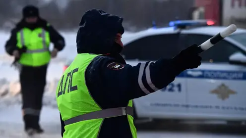 В Красноярске водитель нарушил ПДД из-за больного ребёнка