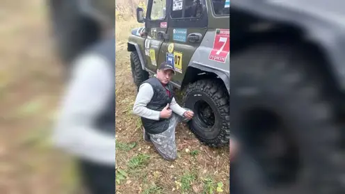 Судебный пристав организовал джип-спринт в память о погибшем на СВО друге