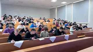 «13-й элемент. ALхимия будущего»: красноярских школьников приглашают проверить себя и получить шанс на успешную карьеру