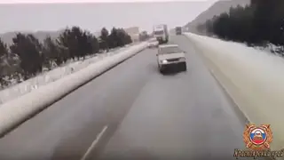 Два человека погибли в ДТП на трассе в Красноярском крае