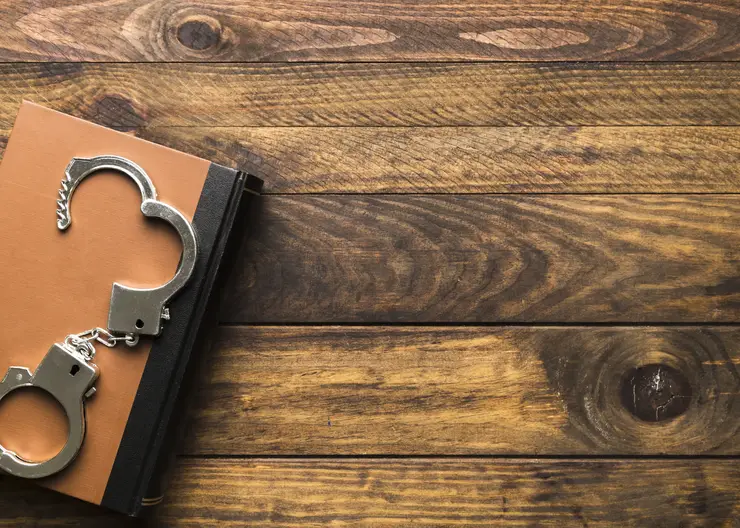 В Приморье адвокат осужден за убийство 15-летней давности