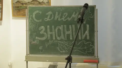 «Сочинение по картине...»: как Красноярский художественный музей открыл выставку «Наш двадцатый»