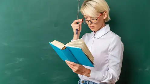 «Закроет кадровый дефицит»: в Красноярском педуниверситете прокомментировали идею обязательной отработки для выпускников