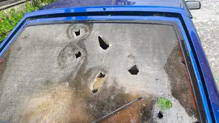 Крупный град обрушился на Томск: десятки автомобилей повреждены Крупный град обрушился на Томск: десятки автомобилей повреждены