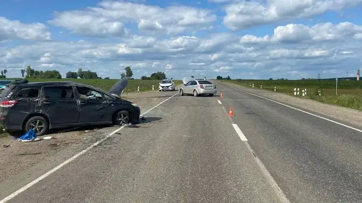 Четыре человека пострадали в аварии в Большемуртинском районе края