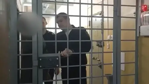 Двух курьеров из Красноярска отправили в колонию за обман пенсионерок