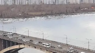 Льдины с Маны поплыли по Енисею: водозаборы в Красноярске работают без сбоев