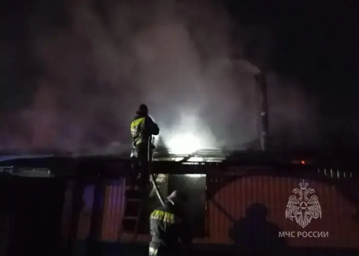 Два человека погибли при пожаре в Красноярском крае