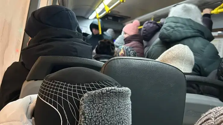 В Красноярске массовый сбой в общественном транспорте: оплата только наличными