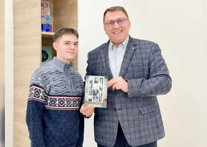 Омский студент написал книгу, чтобы помочь другим восстановить военную историю семьи