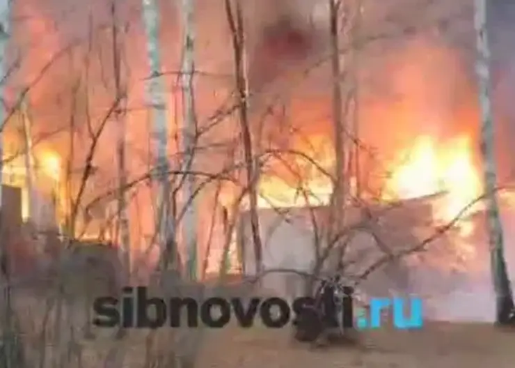 В Красноярском крае загорелась база отдыха «Апартель», есть пострадавший