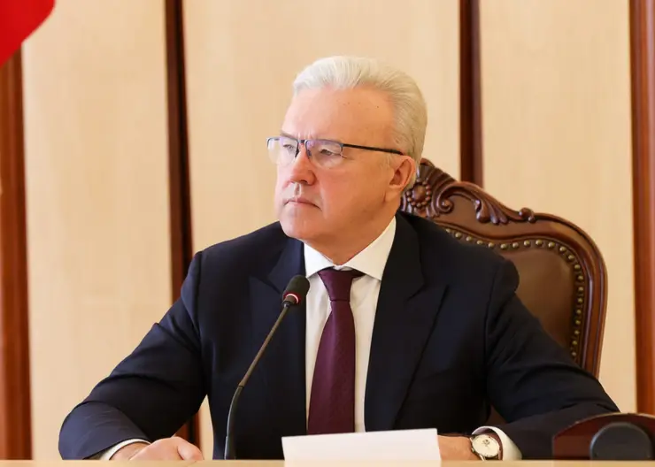 Александр Усс поручил усилить контроль за лесными пожарами