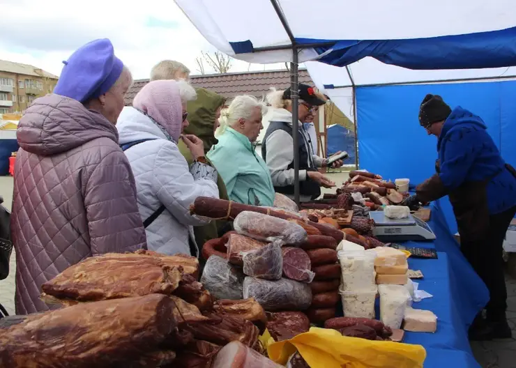 На ярмарке Железнодорожного района красноярцев научат солить помидоры и варить полезное варенье