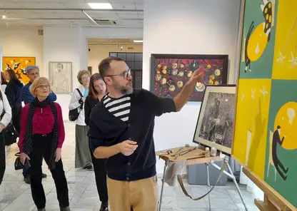 Дверь-портал в мир Поздеева: как устроена выставка «Поздеев. Начала»