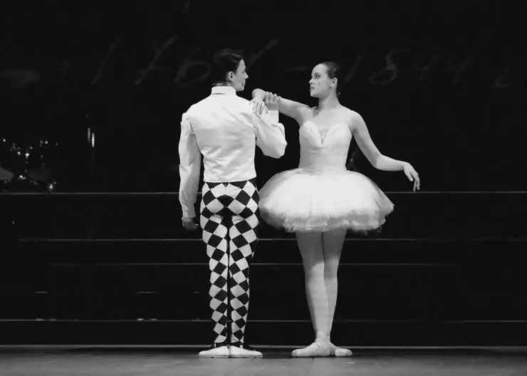 Современное прочтение басен Крылова: премьера в Красноярском ТЮЗе с участием «СМ.СИТИ»