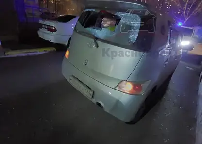 В Красноярске водитель Mercedes расстрелял Toyota