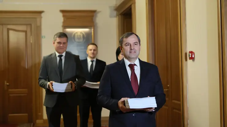 Проект бюджета на 2026-2028 годы внесен в парламент Красноярского края