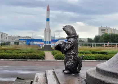 Космонавт из Красноярского края Кирилл Песков дал имя четвертому бронзовому суслику в городе
