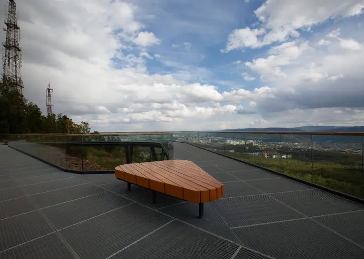 В Красноярске с 26 мая закроют смотровую площадку Николаевской сопки