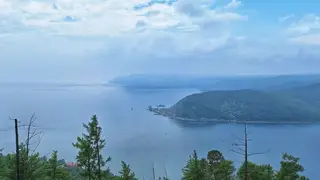 Туроператоры зафиксировали рост спроса на зимние поездки на Байкал